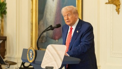 特朗普开启第二任期首次外访：中东行主打做生意，不去以色列