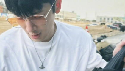 演员刘芮麟官宣结婚生子！透露去年春天领证