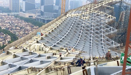 1.5公里“云中巨舰”即将现身沪上高楼之巅！“世界最长”产业走廊建设迎关键节点