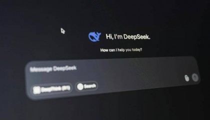 “我劝过梁文锋很多次，DeepSeek要融资”