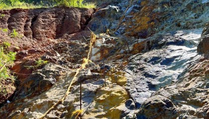 男子攀爬苏州高新区“钉子崖”发生坠亡，事发后依旧有人偷偷攀爬 律师：擅闯禁区发生意外，当事人应担责