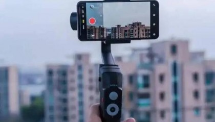 直播军机起降、侮辱保卫部门人员，男子持续泄露军事秘密被抓