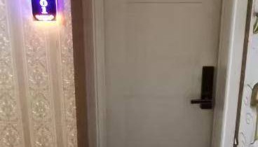 21岁女子醉酒被送酒店，两男子先后实施性侵获刑，上诉后二审维持原判