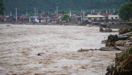 河北极端特大暴雨 河南却严重干旱 气候系统出了啥问题？