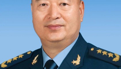 中央军委原副主席许其亮同志在北京逝世，享年75岁