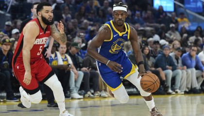 火箭主帅乌度卡遭炮轰：季后赛生死战能否逆转乾坤？