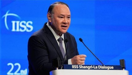 南海问题上，菲律宾打法已变：拉拢三大盟友，划下对华新“战区”