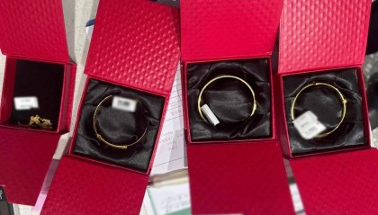 第一次10万，第二次20万！杭州一女子狂买黄金，商家报警