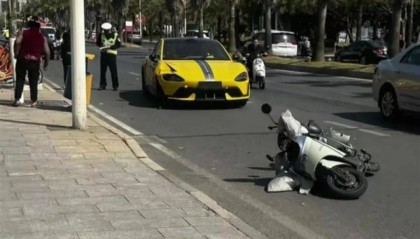 福建泉州一小米SU7 Ultra撞上骑行者，监控显示车辆时速一度超140公里