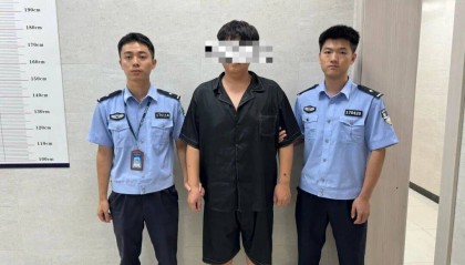 “我要举报我自己！”民警：拘了！