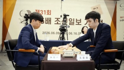 逆转夺下LG杯世界冠军，当年的顽童已成中国围棋的领军人物