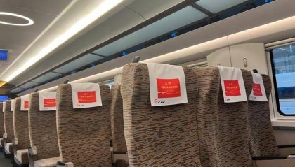 “一上高铁就睡觉”是因为缺氧？12306客服回应