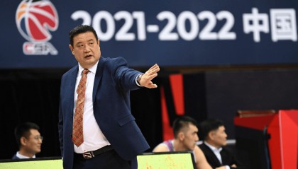 徐长锁因病去世享年52岁 杨瀚森发文缅怀恩师