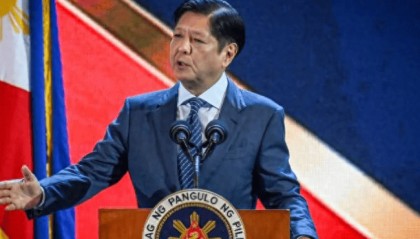 摊牌了，中方爆发罕见愤怒！国防部指名道姓警告：定将奉陪到底