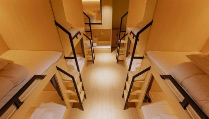 成都一酒店回应禁止40岁以上男性30岁以上女性预定特价房：有客人不理解规则报过警