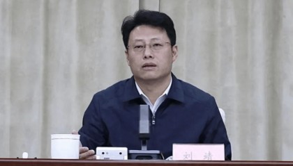 曾经历生死考验！“全国优秀县委书记”刘靖履新职