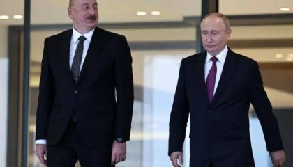 普京致电阿总统，承认犯下大错，但低头不彻底，让乌抓住了把柄