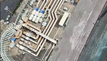 9岁女童从25楼坠落奇迹生还！母亲发声：孩子可能是落到平台的管道后，又走了一段距离