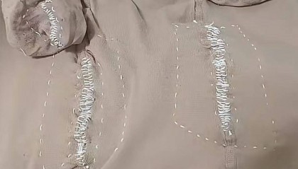 山东一女子扔掉破洞打底裤，妈妈捡回做成“补丁版”：不会再穿，但这是一份爱