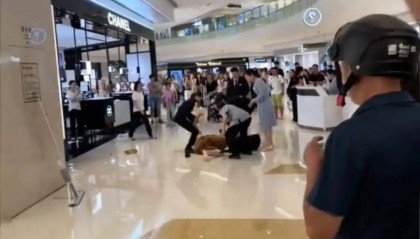 王某（女，36岁）罗某（女，38岁）在万象城互殴