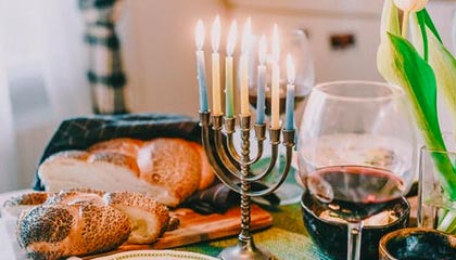 俄乌还没停手,亚洲爆发激烈冲突!中国两大邻国交火,上千人逃亡