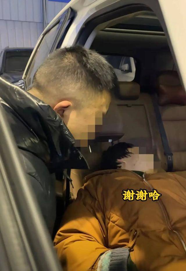 女子卖车反悔强行吃住在车里，90小时后双方解除卖车约定