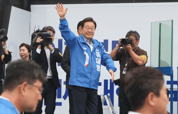 韩国总统大选开始正式投票 新总统最快明早上任！5名候选人谁的胜算大