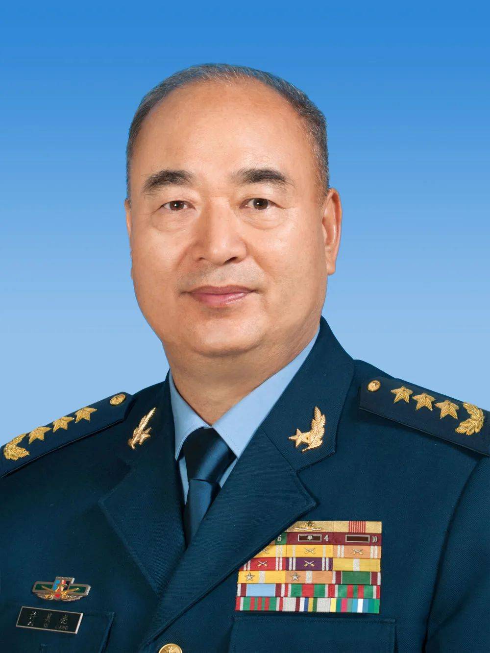 中央军委原副主席许其亮同志在北京逝世，享年75岁