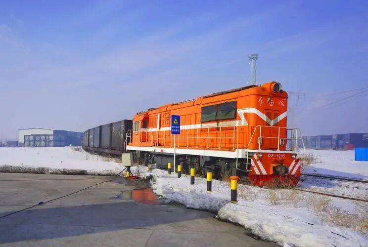 波兰坚决不让中方过境,中欧班列恢复遥遥无期,无奈中方只有改道