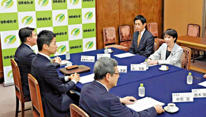 公明党成弃子,自民党重大让步,高市保送首相,日本右转不可避免