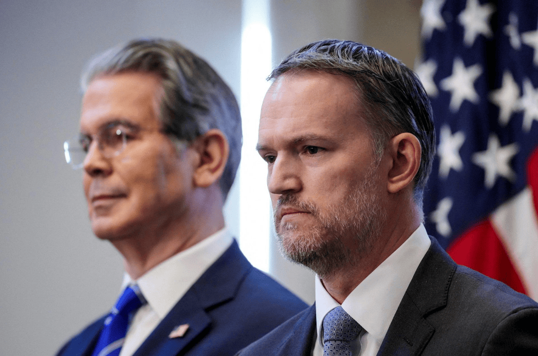 中方通报吉隆坡会谈结果,这4个字的出现,让全世界松了一口气