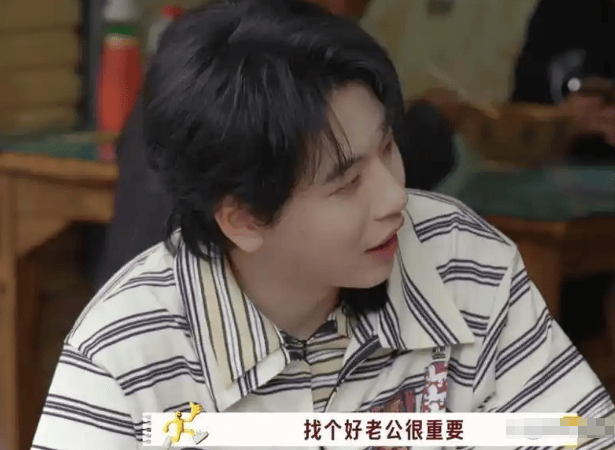 考古 | 唐嫣自曝与罗晋分居,两岁女儿全靠外公带!恩爱夫妻也有烦恼?